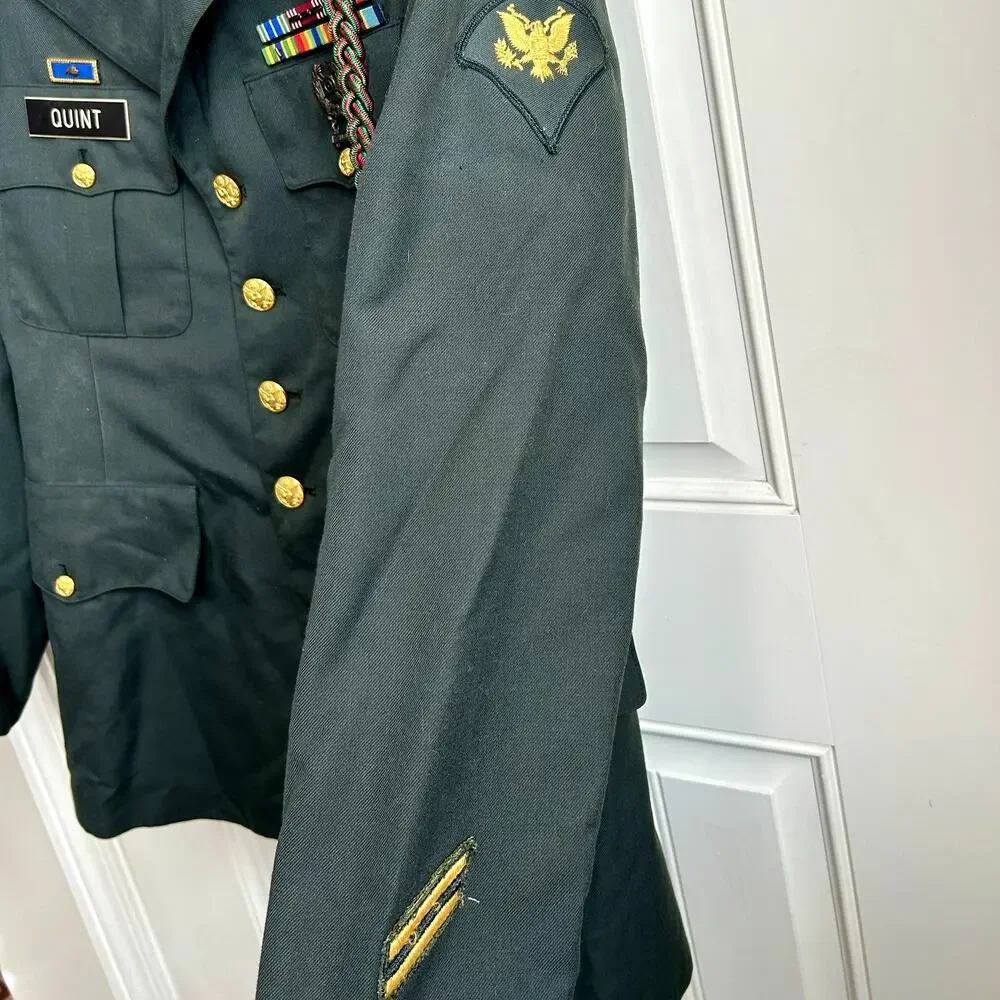 US Army Class A Green Dress Jacket 40R Specialist 7th Infantry Medals Pins Named